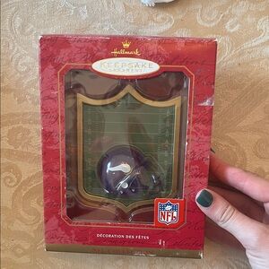 Hallmark Keepsake Ornament Minnesota Vikings 2001